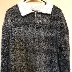 BKE Women's Gray Pull-Over Sweater